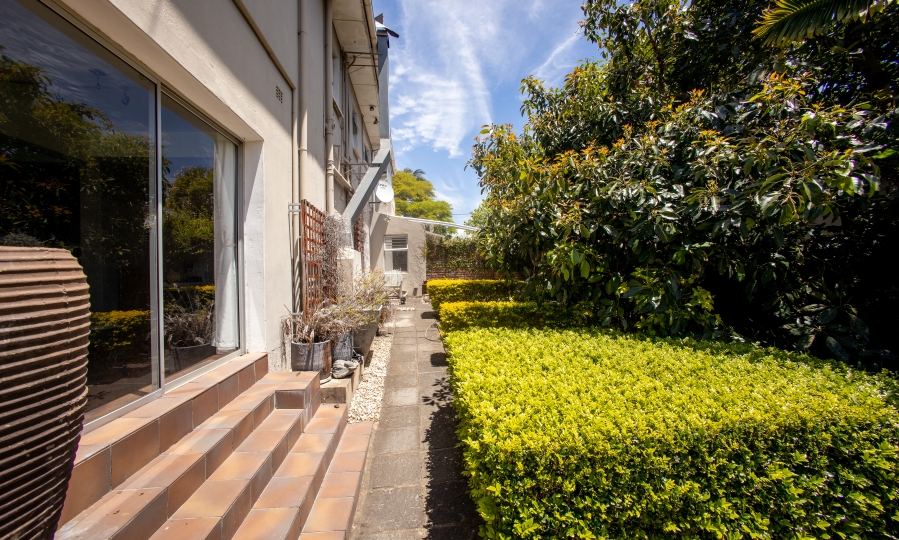 5 Bedroom Property for Sale in Berea Eastern Cape